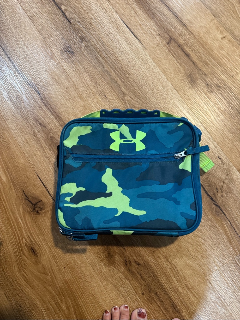 Under Armour Green Camo Toiletry Bag